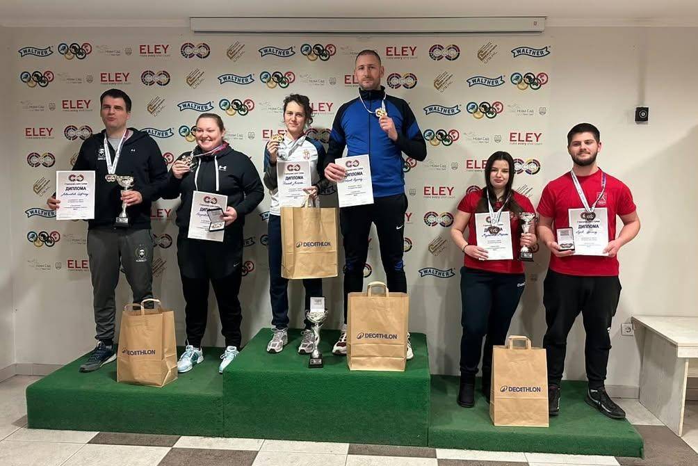 23-sa-svih-strana-streljastvo