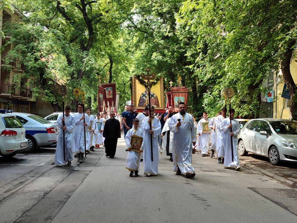 Летњи Свети Никола сутра окупља грађане уз литију, славски колач и духовну музику