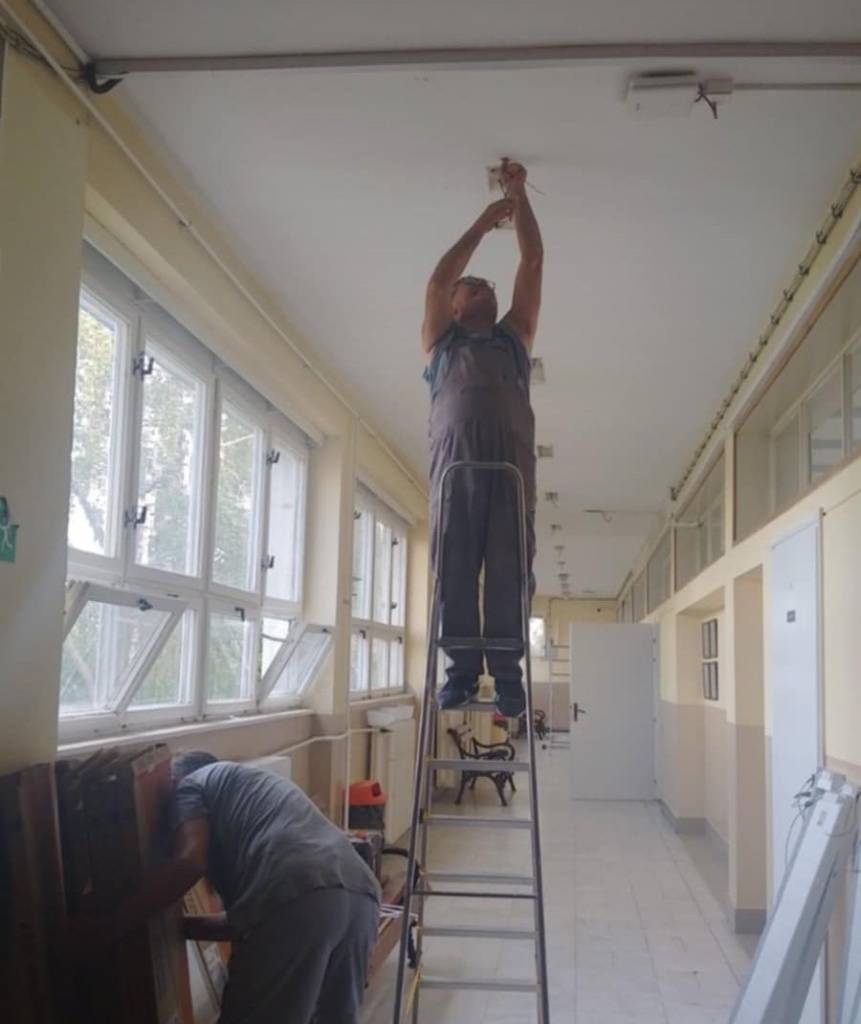 172ee0c1-ffa3-45d0-abc8-11326b46c382