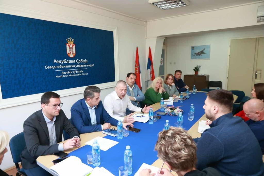 okrug-migranti-legalizacija-(5)