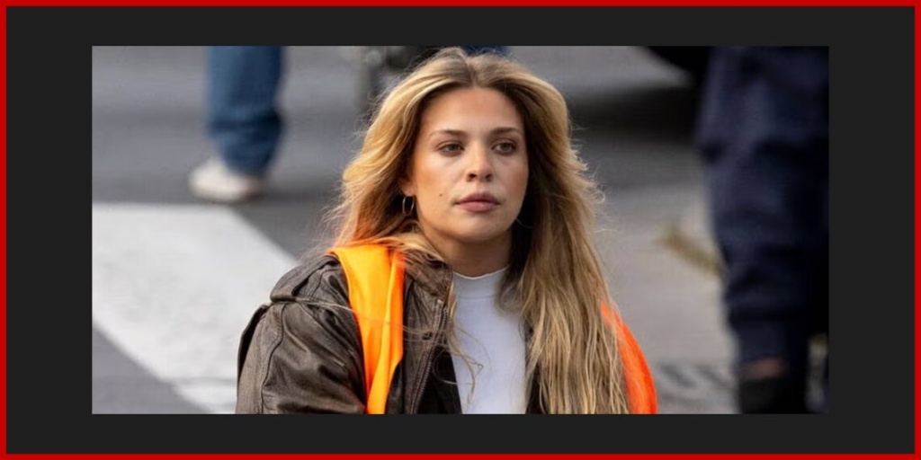 protest-girl-1200x600-1140x570