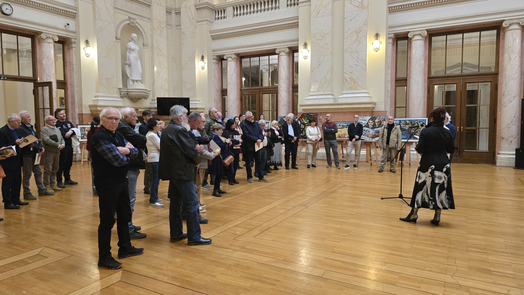 азариц-излозба