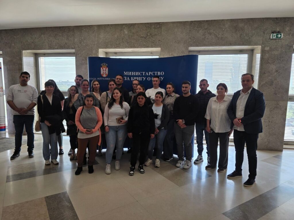 Сеоске куће за још 17 породица са територије Кикинде