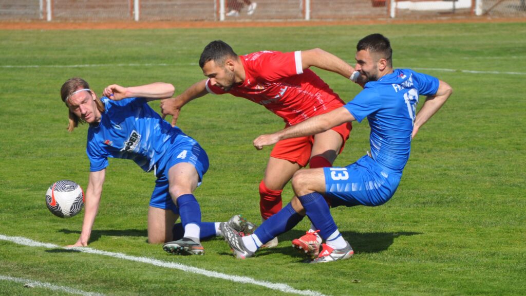 Srpska liga „Vojvodina”: OFK Kikinda – Dinamo 1:0 (1:0)