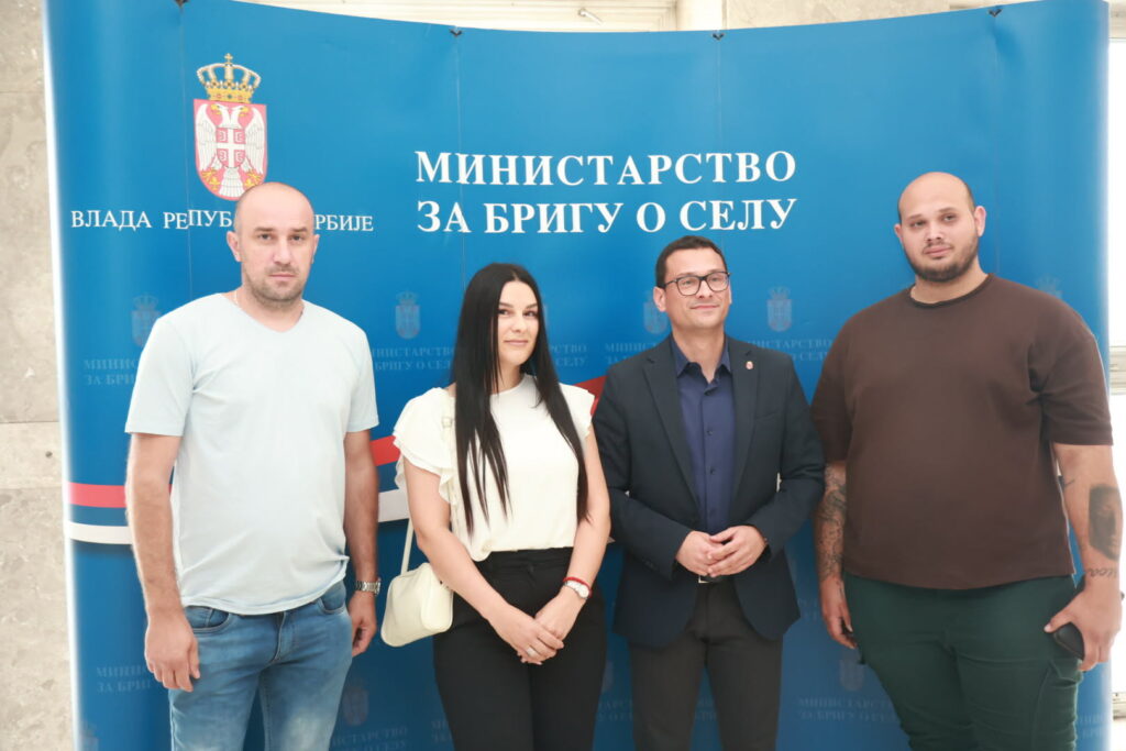 Потписани уговори за куповину кућа на селу: Кров над главом за још три породице